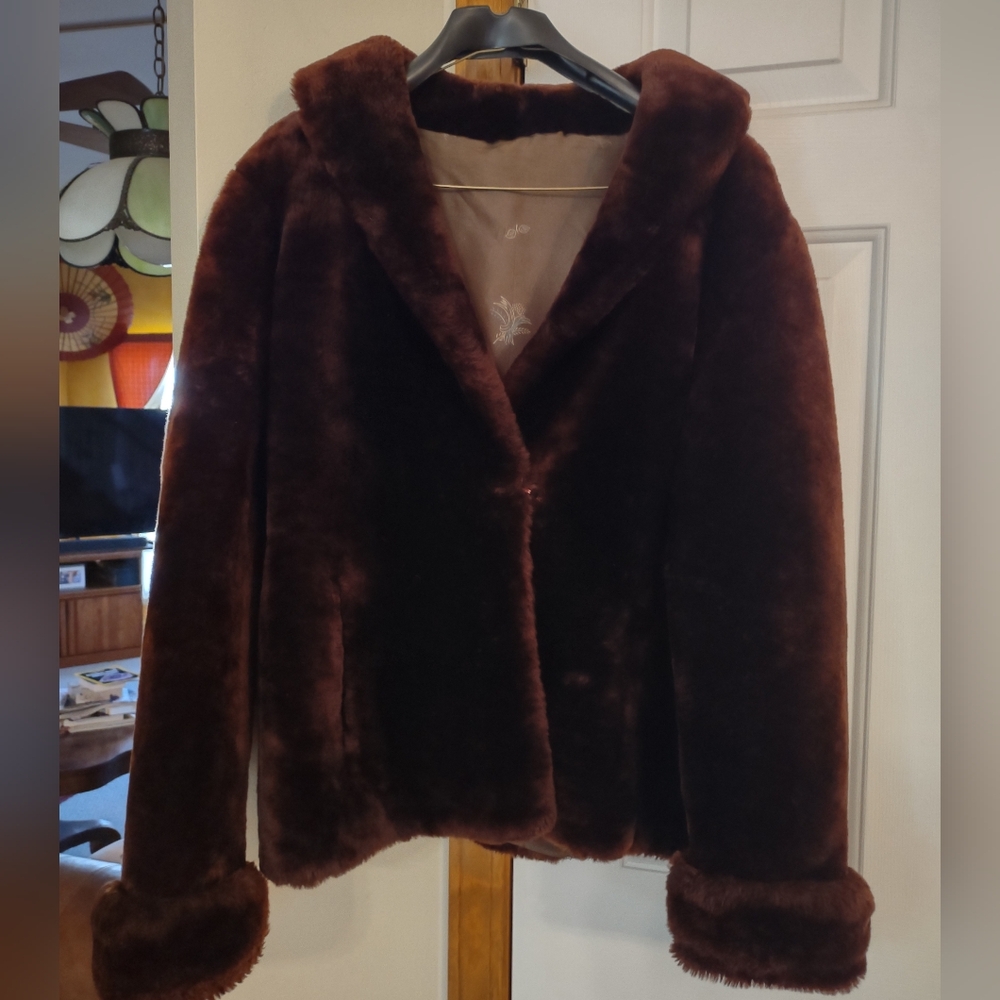 Vintage Ladies' Mouton Lamb Fur Jacket  Dark Brown Warm Lined Small  Fair Labor
